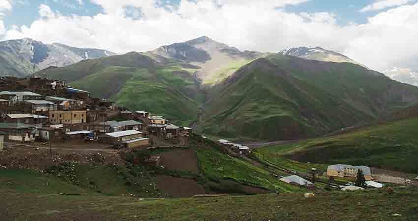 Khinalig tour